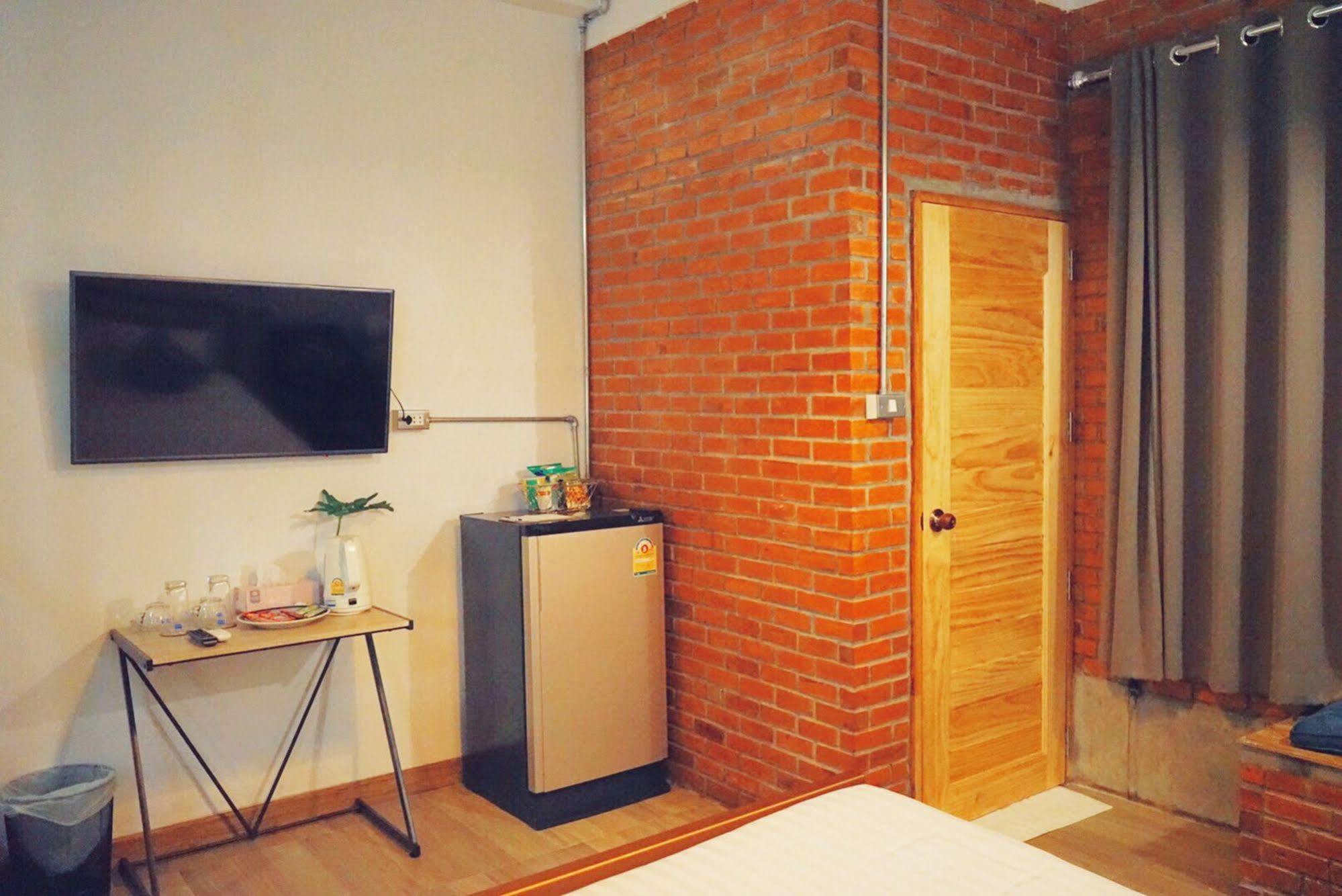 Indiego Space Loei Exteriör bild