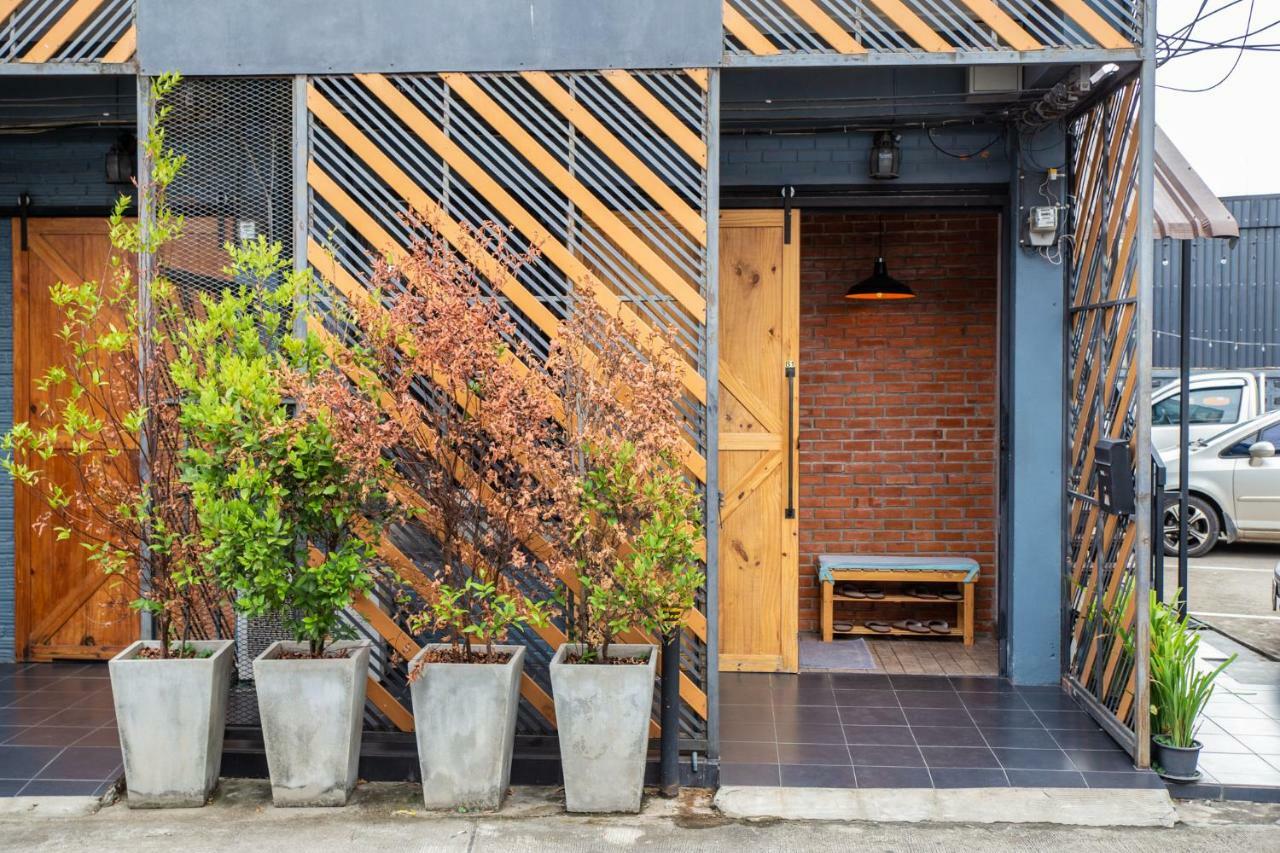 Indiego Space Loei Exteriör bild